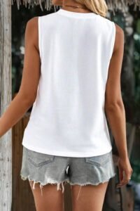 White Breathable Sleeveless Round Neck Tank Top